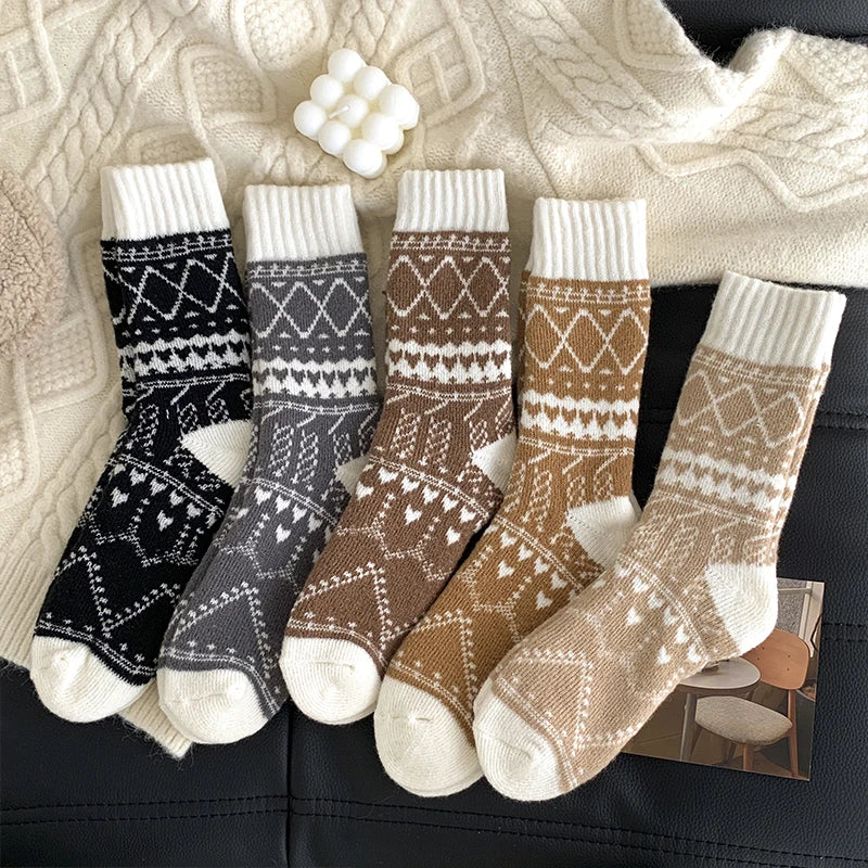 1/5 Pair Women Socks Spring Autumn Retro Style Men Couple Cotton Socks Flower Stripe Plaid Pattern Solid Colorful Socks