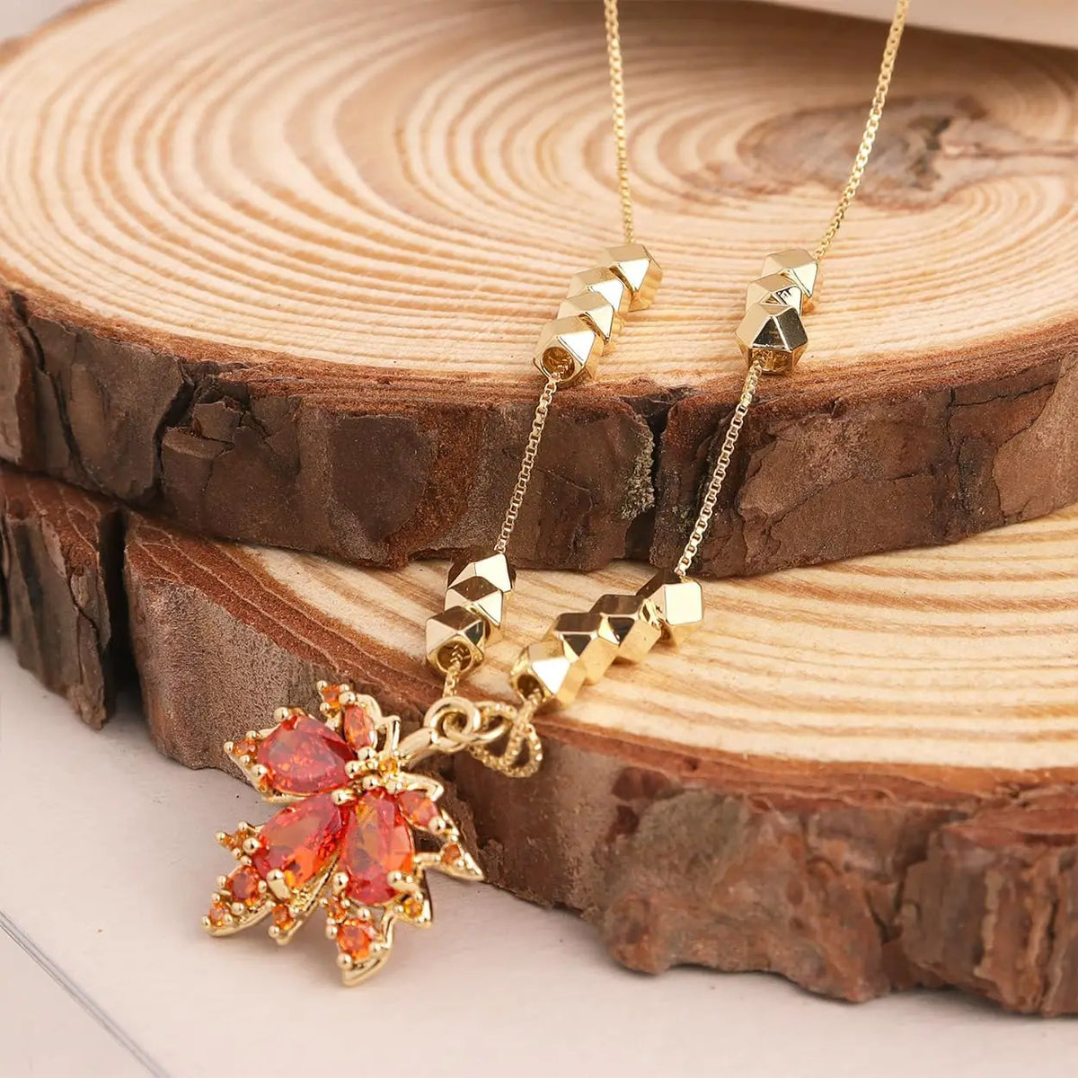Maple Leaf Dainty Chain Simple Pendant Necklace for Women Cute Statement Rhinestone Necklace Thanksgiving Christmas Jewelry Gift