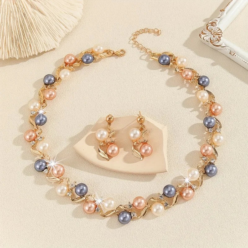 Collier perles et strass doré