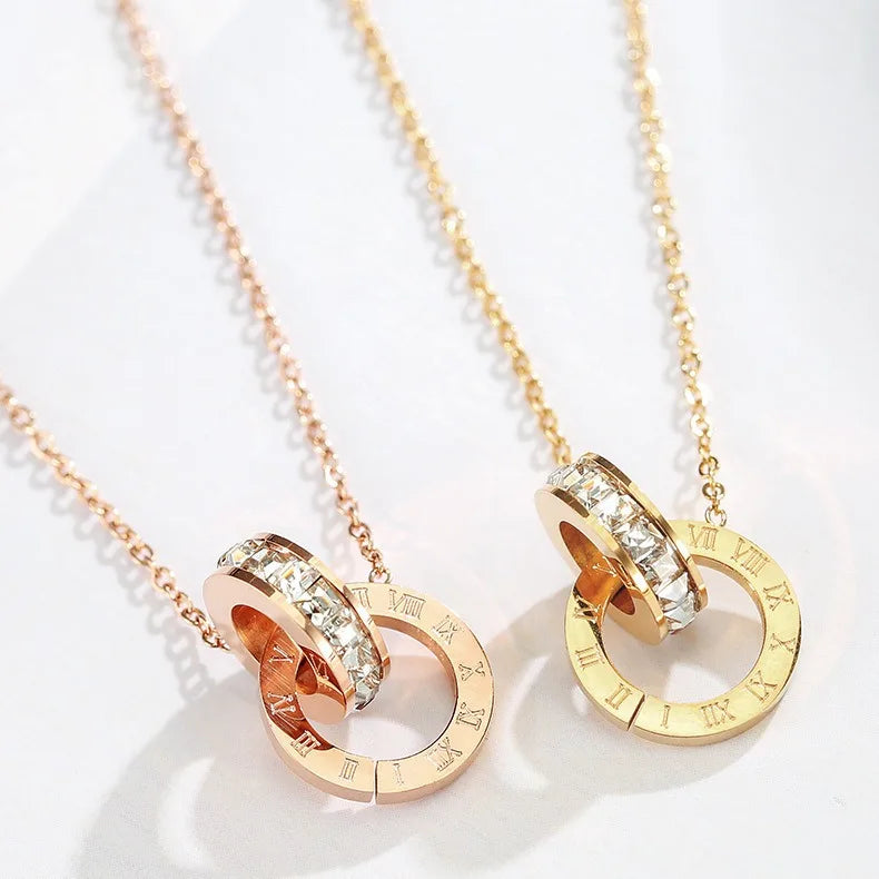 Collier cercles entrelacés infini doré
