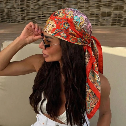 Foulard carré en satin 90 cm