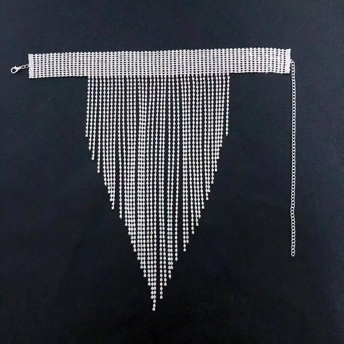 Collier pompon strass doré