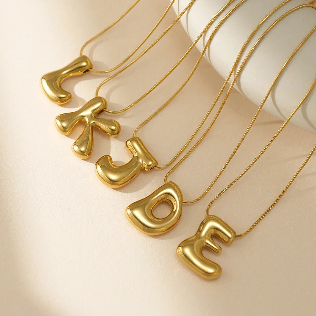 Collier lettre bubble personnalisée doré
