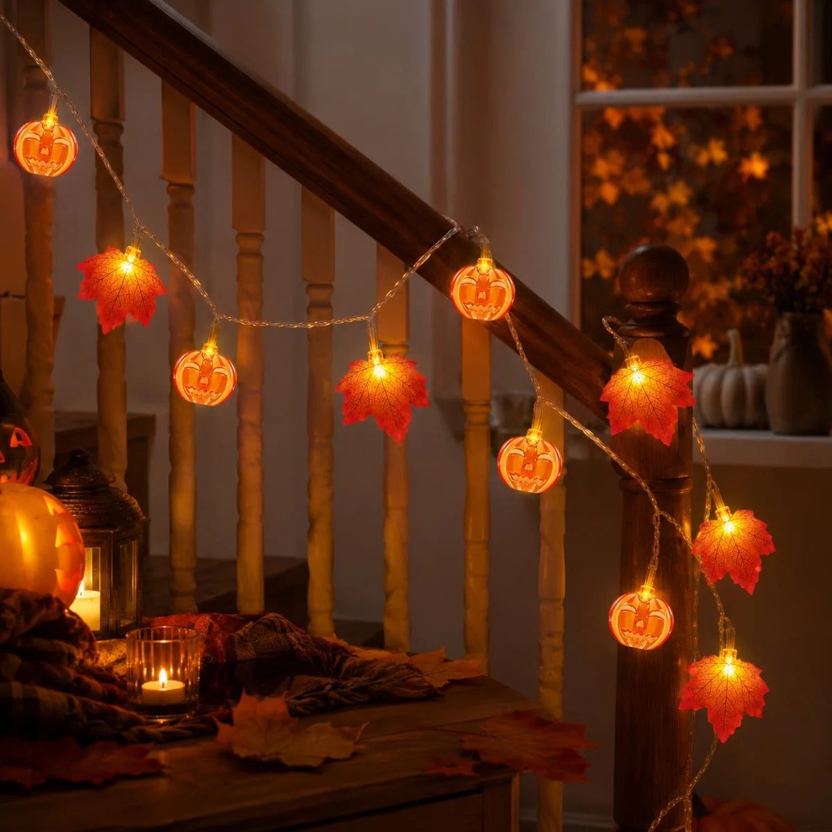 Guirlande lumineuse LED feuilles d'érable et citrouilles – Blanc chaud