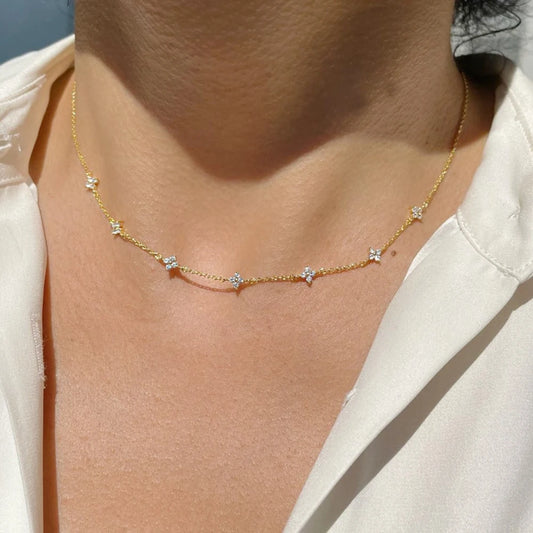 Collier trèfle à quatre feuilles doré