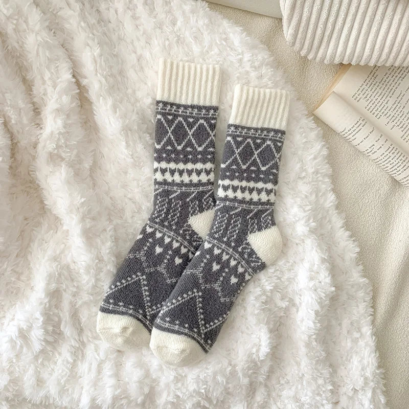 1/5 Pair Women Socks Spring Autumn Retro Style Men Couple Cotton Socks Flower Stripe Plaid Pattern Solid Colorful Socks
