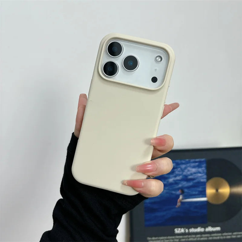 Coque silicone magnétique iPhone