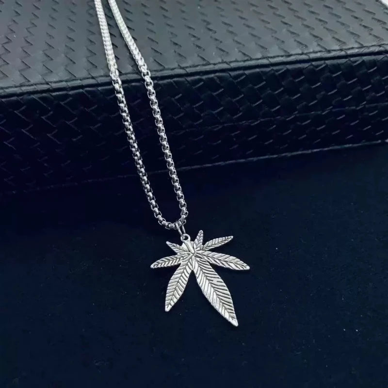 Fashion Maple Leaf Stainless Steel Pendant Necklace Hip-Hop Punk Style Party Disco Necklace Unisex Lucky Gift