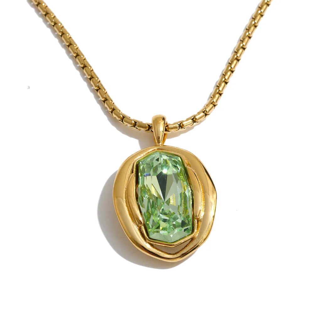 Collier pendentif cristal doré