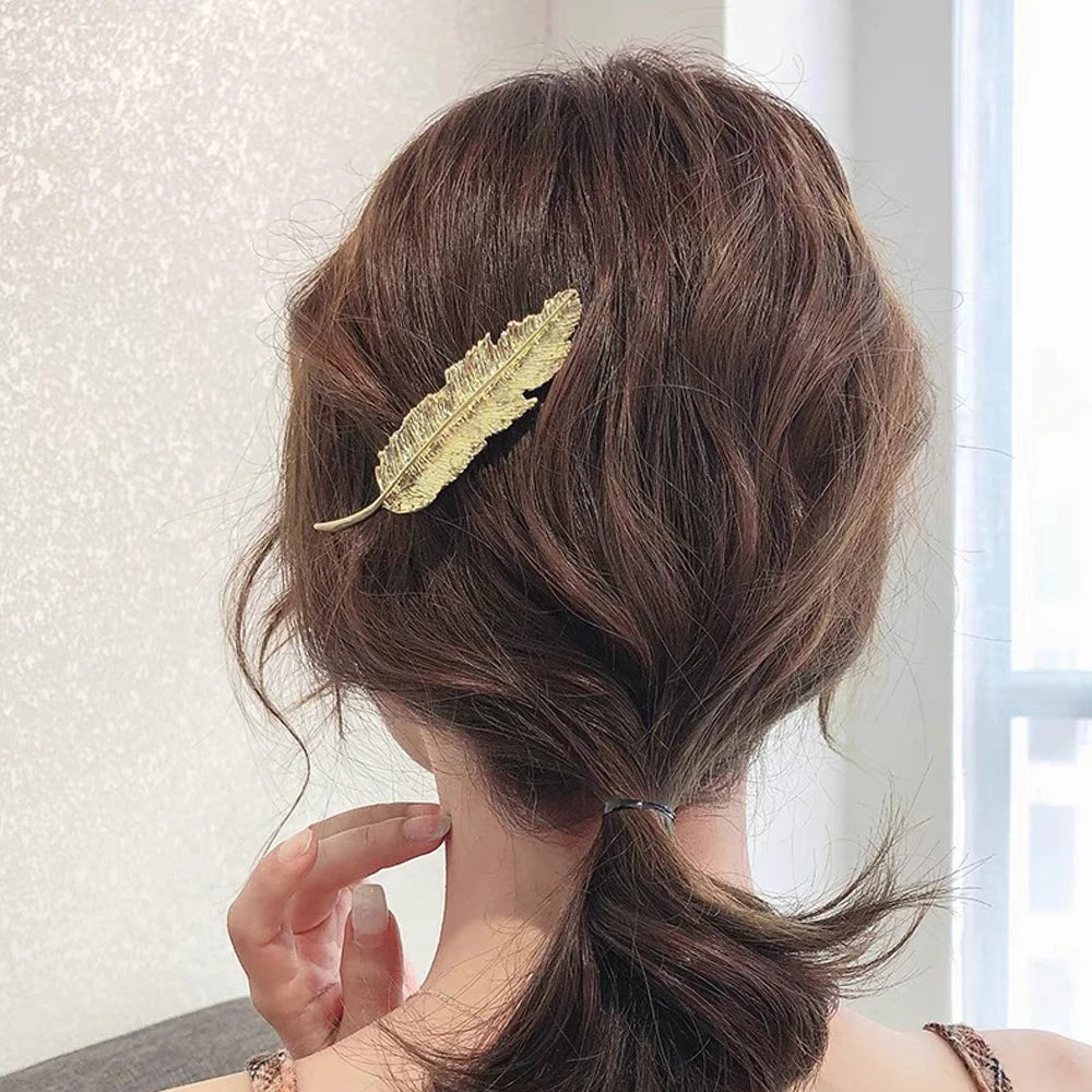 Vintage Feather Leaf Shaped Hair Clip Metal Spring Barrettes Women Girls Ponytail Holder Hairpins Party Wedding Daily Headwear
