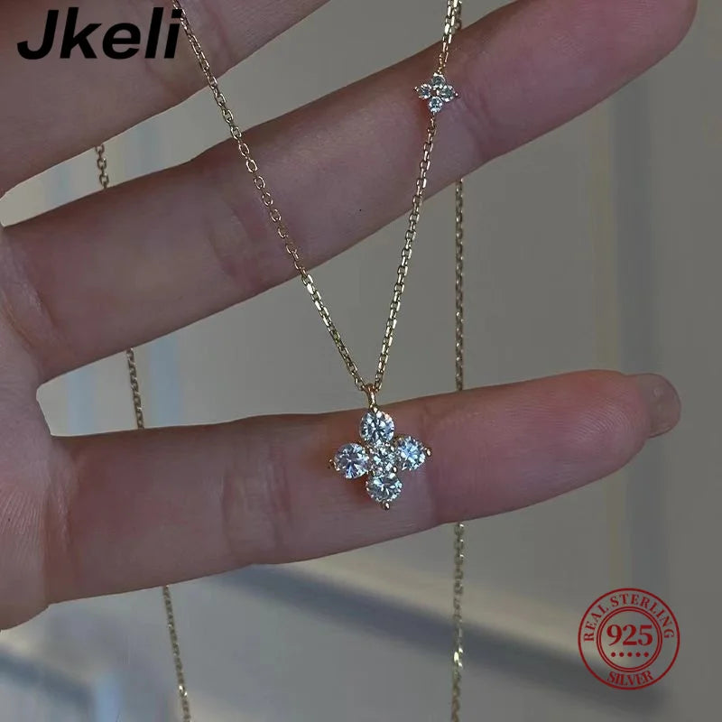 Collier trèfle à quatre feuilles plaqué or