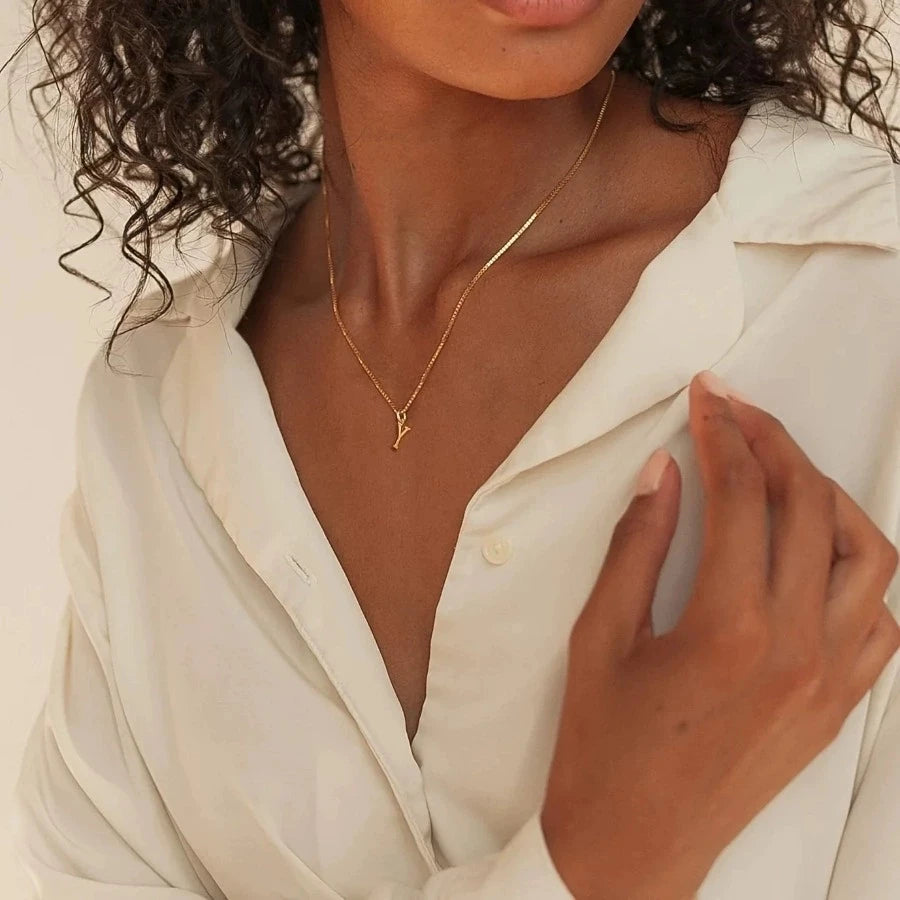 Collier initiale personnalisée doré
