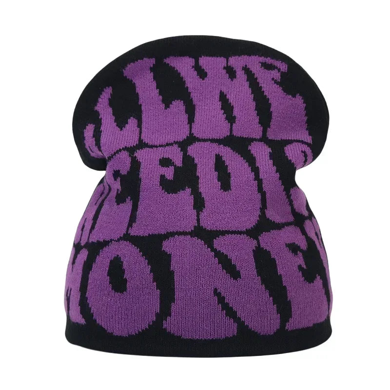 Bonnet femme à lettres