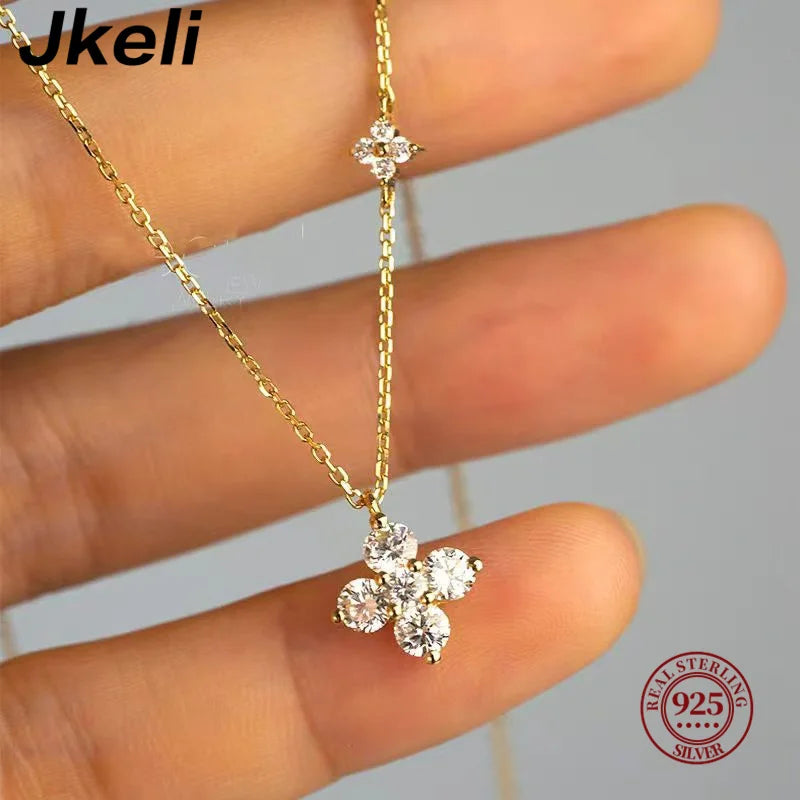 Collier trèfle à quatre feuilles plaqué or