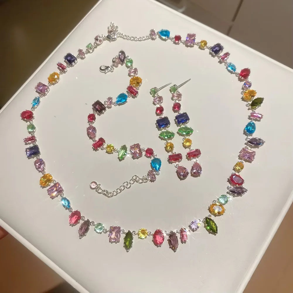 Collier pendentif multicolore doré