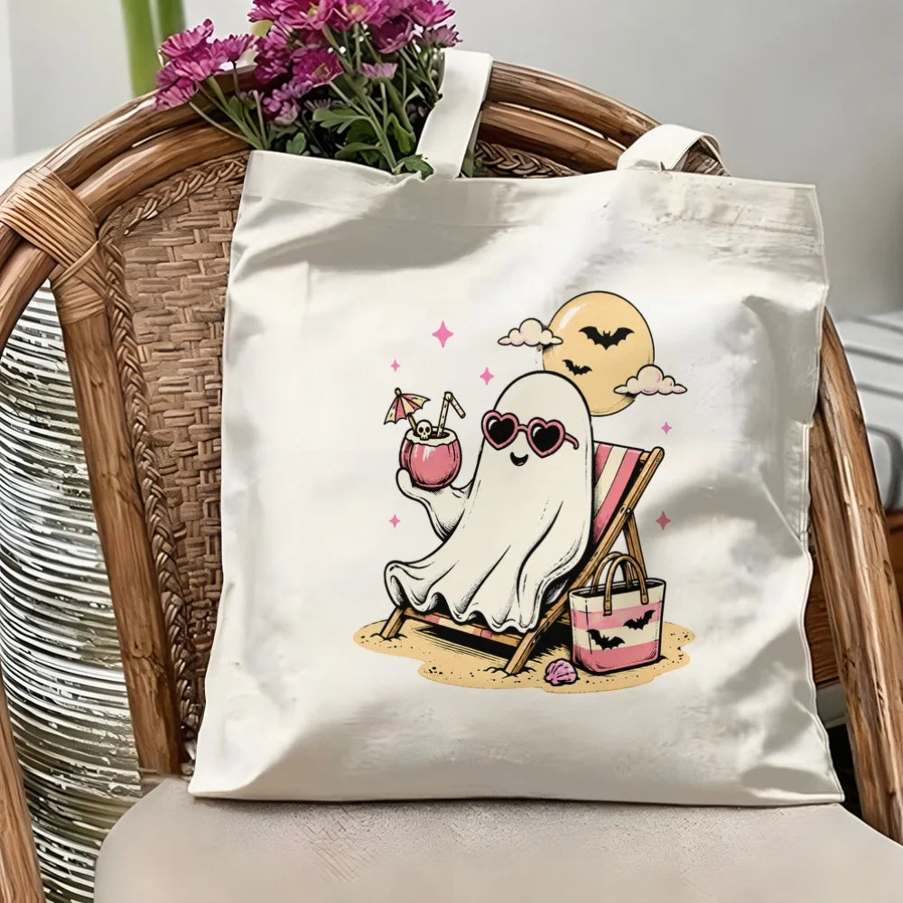 Sac fantôme et chapeau de sorcière