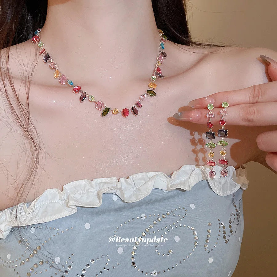 Collier cristaux colorés doré