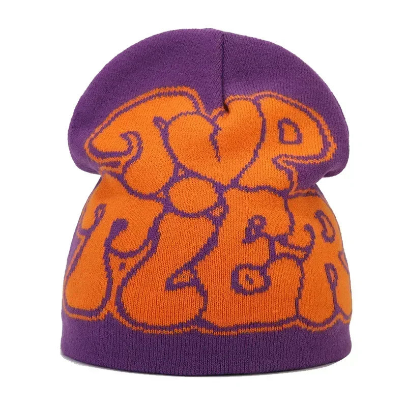 Bonnet femme à lettres