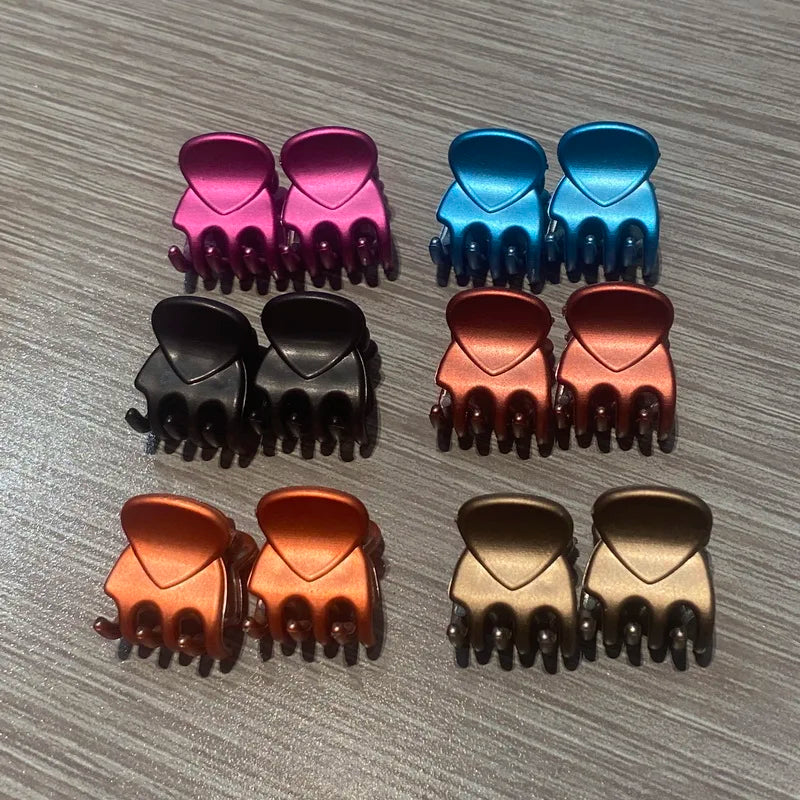 Set de 12 mini pinces crabe colorées
