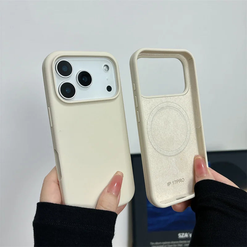 Coque silicone magnétique iPhone