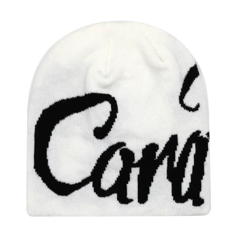 Bonnet femme à lettres