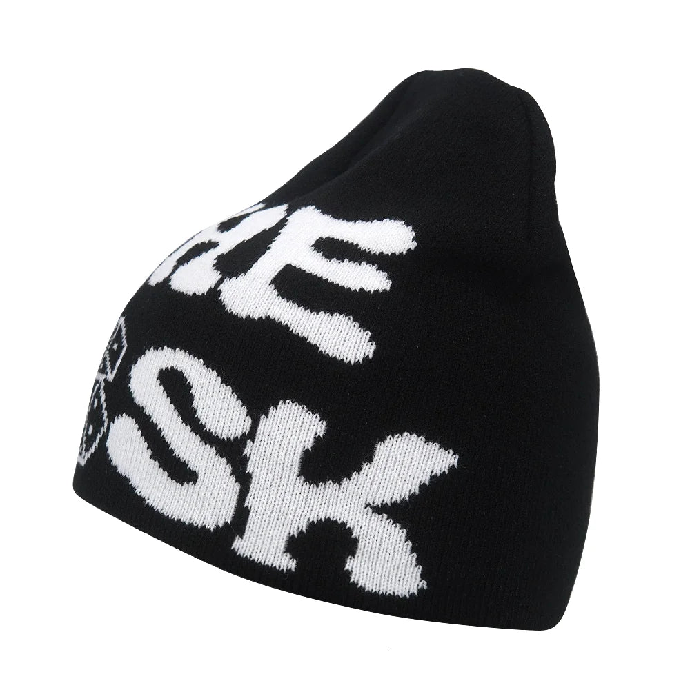 Bonnet femme à lettres