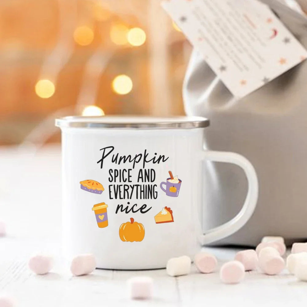 Mug émail « Pumpkin Spice and Everything Nice »