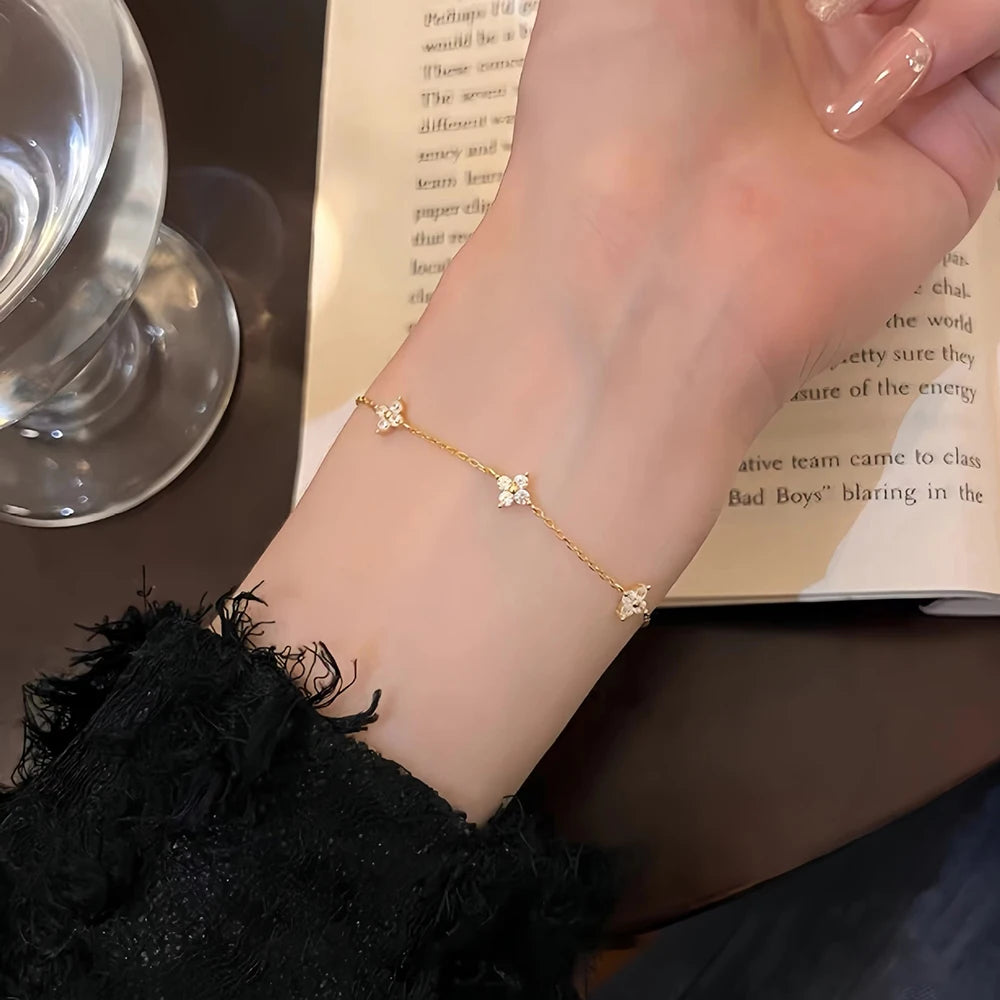 Collier trèfle à quatre feuilles doré